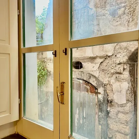 Casa Genovesi 5 Apartmán *